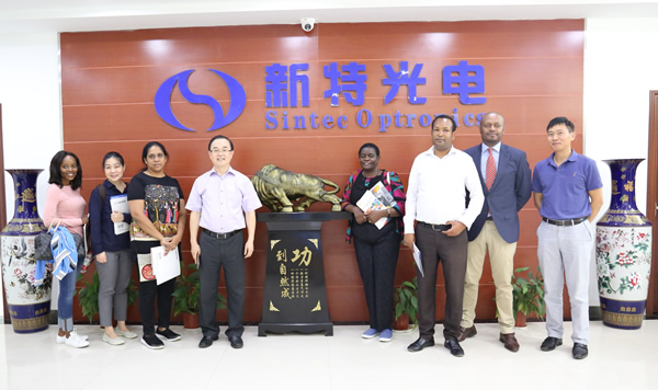 �Ƿǰ˹�������Ա��ר�ҵ������ޱ�Ӯ