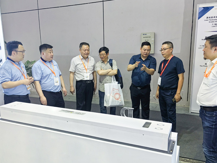 亚洲必赢精彩亮相第十七届慕尼黑上海光博会